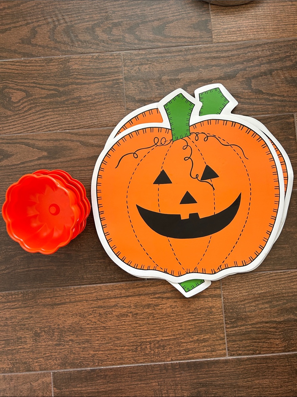 Halloween Pumpkin Placemat and Orange Pumpkin Bowls - Festive Tableware